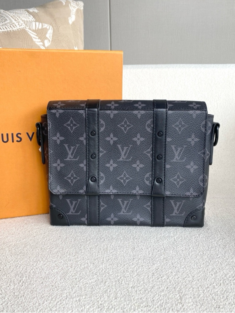 Louis Vuitton | Trunk Black Monogram Shadow | Excellent Condition |Crossbody - Picture 3 of 9